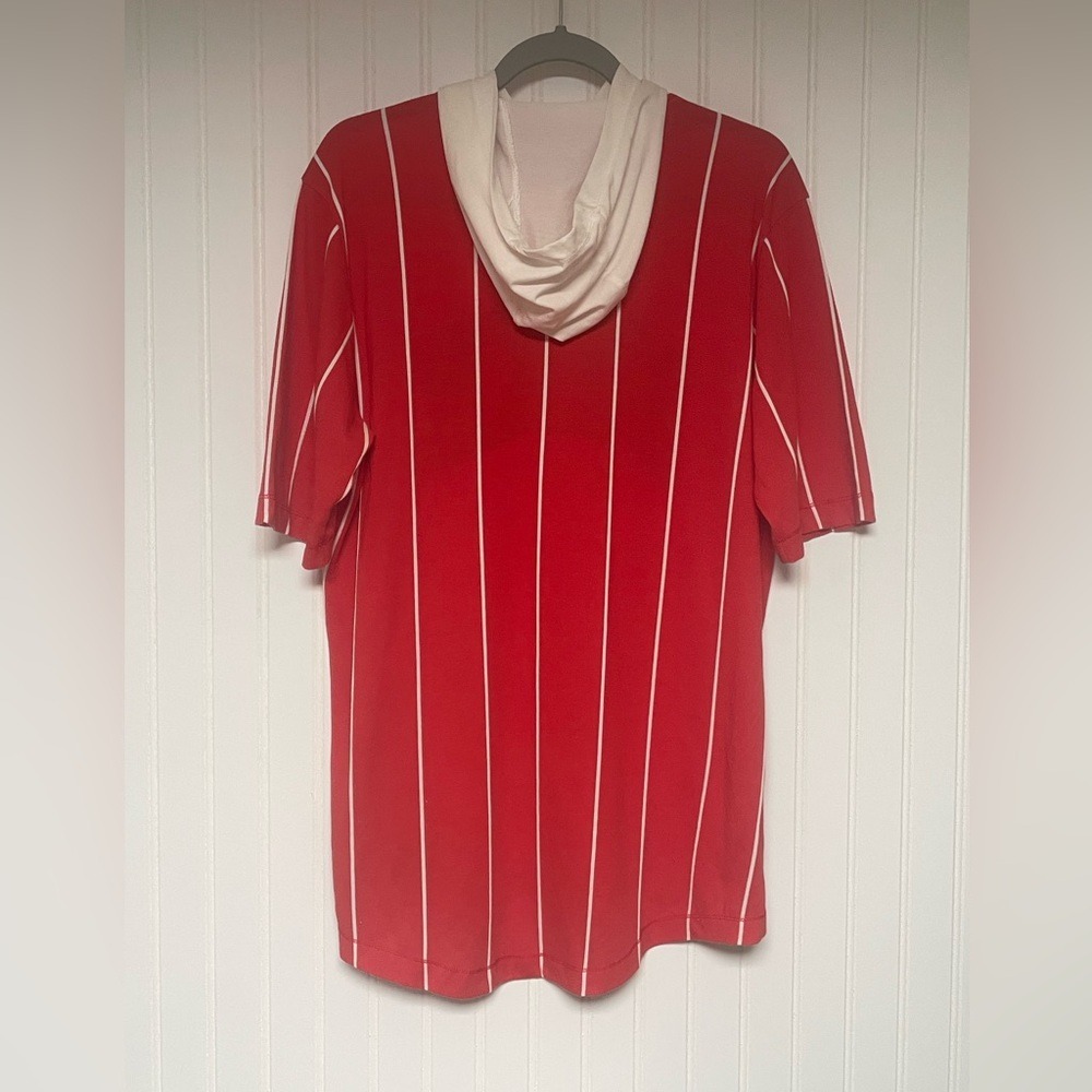 Nike Dri Fit Red Striped Hooded Basketball Tee Shirt Mens M - Picture 2 of 9